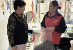 济宁市汶上县永续社区联合伊莱洗衣开展“九九暖衣”公益行动